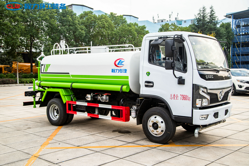 東風小福瑞卡灑水車（5噸）