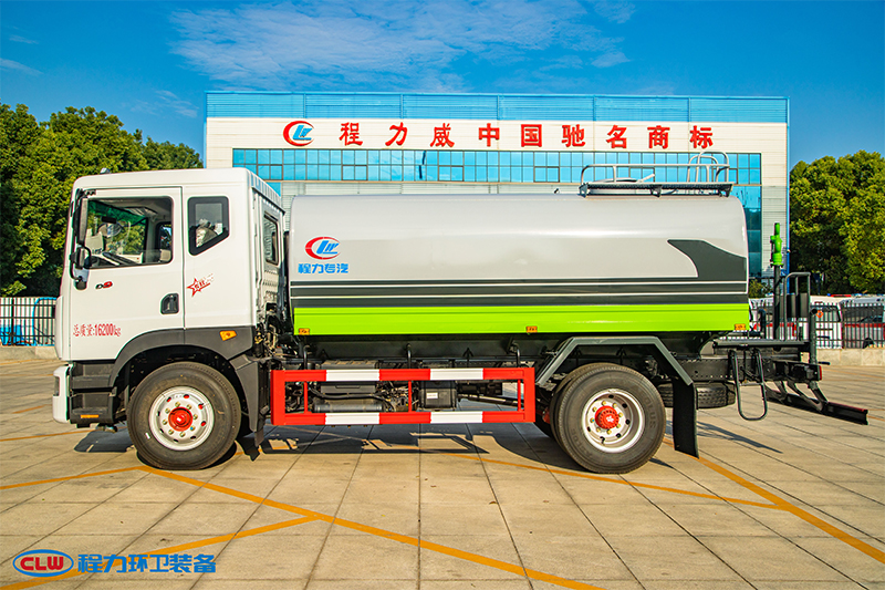 東風(fēng)多利卡D9灑水車(chē)（12-15立方）（標(biāo)準(zhǔn)化）